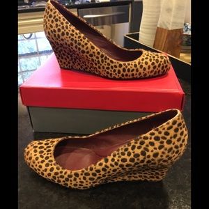 Johnston & Murphy “Bethany” Leopard Wedge